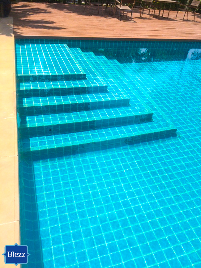 กระเบื้องสระว่ายน้ำ swimming pool tile