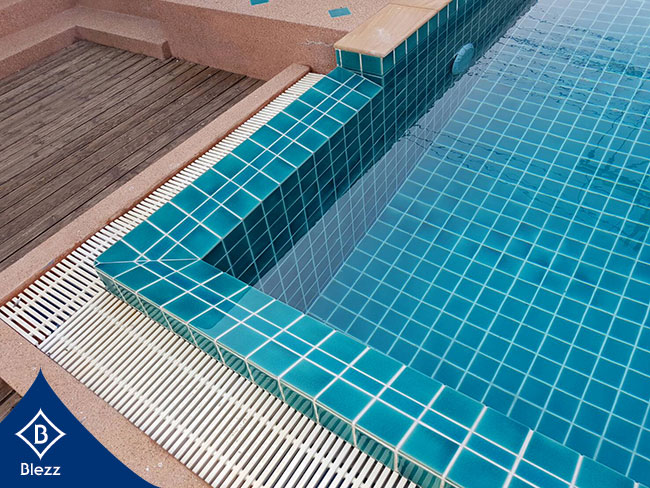 กระเบื้องสระว่ายน้ำ Swimming pool tiles